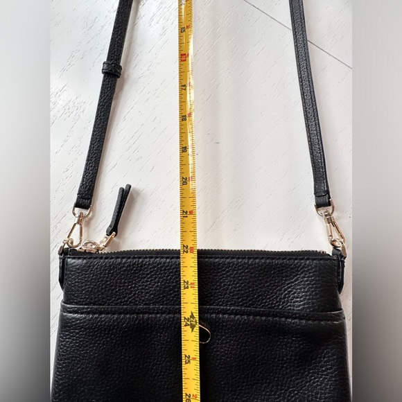 EUC!! Kate Spade ♠️ Black
Polly Small Swing Pack Cross Body! - Picture 8 of 8